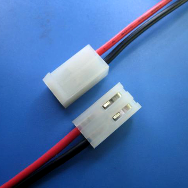 线材端子连接器