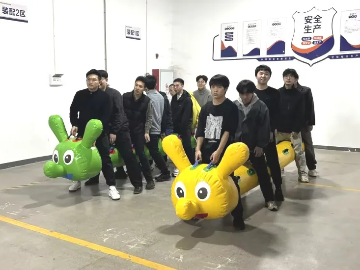 1770343583953148.png 毛毛虫.png